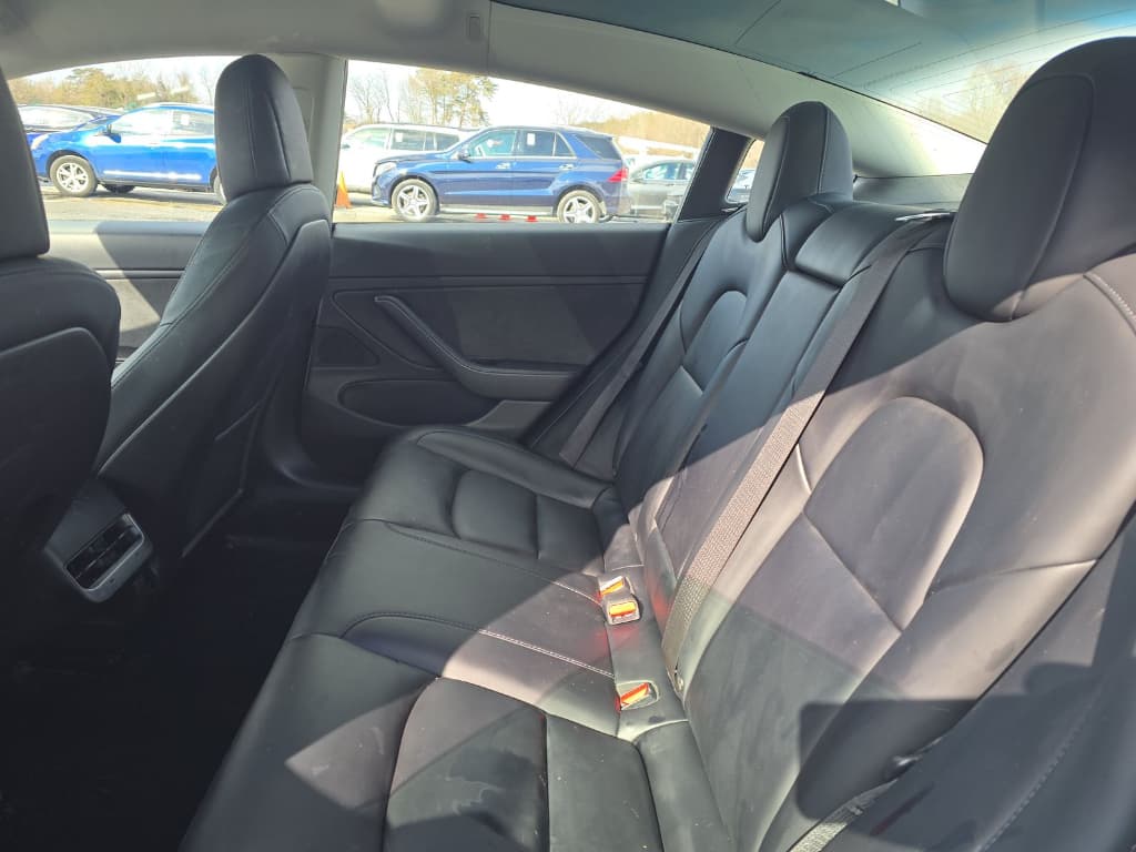 2020 Tesla Model 3 view 6