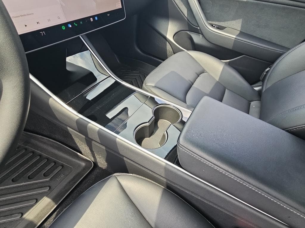 2020 Tesla Model 3 view 13