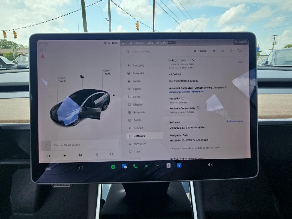 2020 Tesla Model 3 view 10