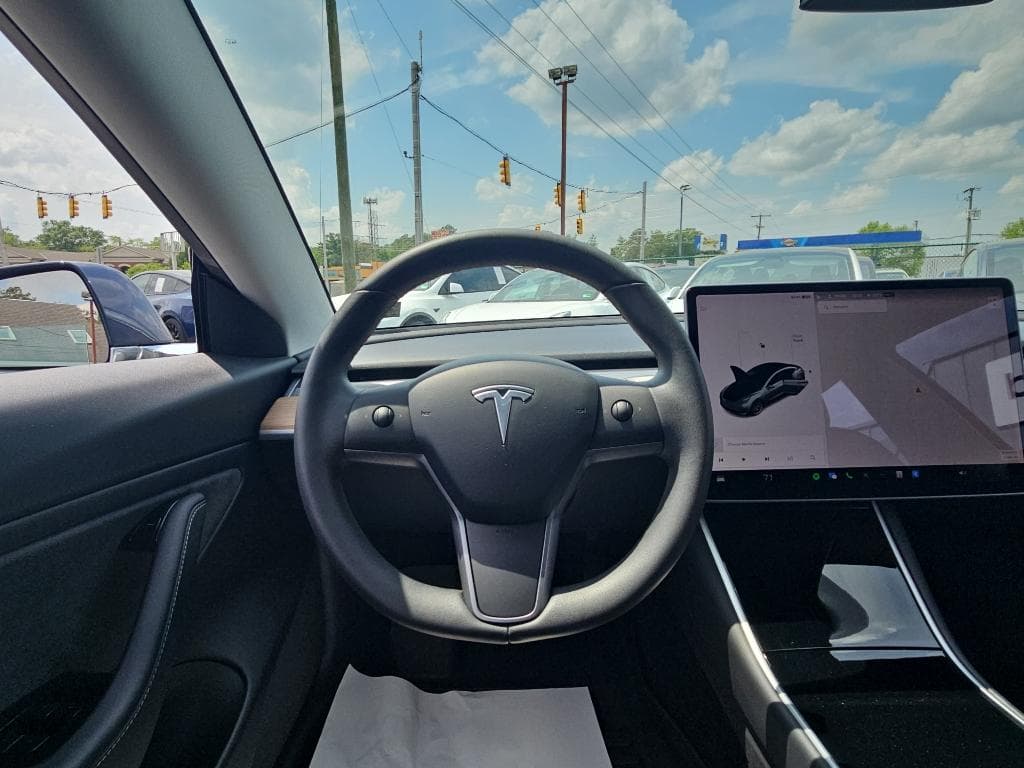 2020 Tesla Model 3 view 8