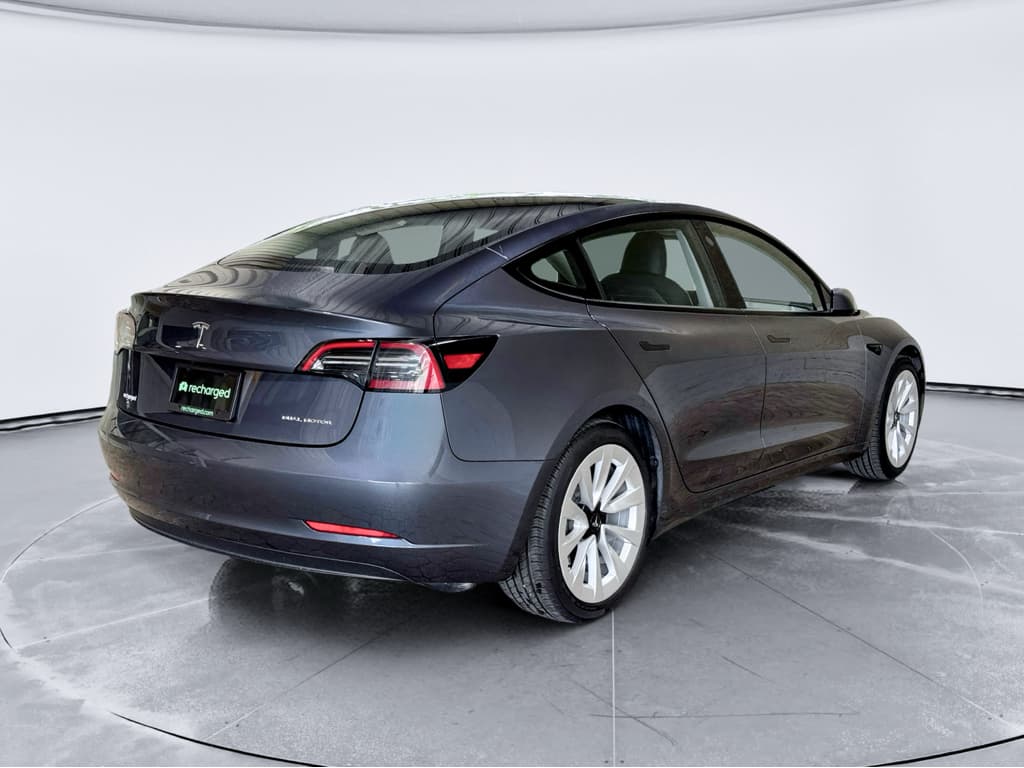 2023 Tesla Model 3 view 3