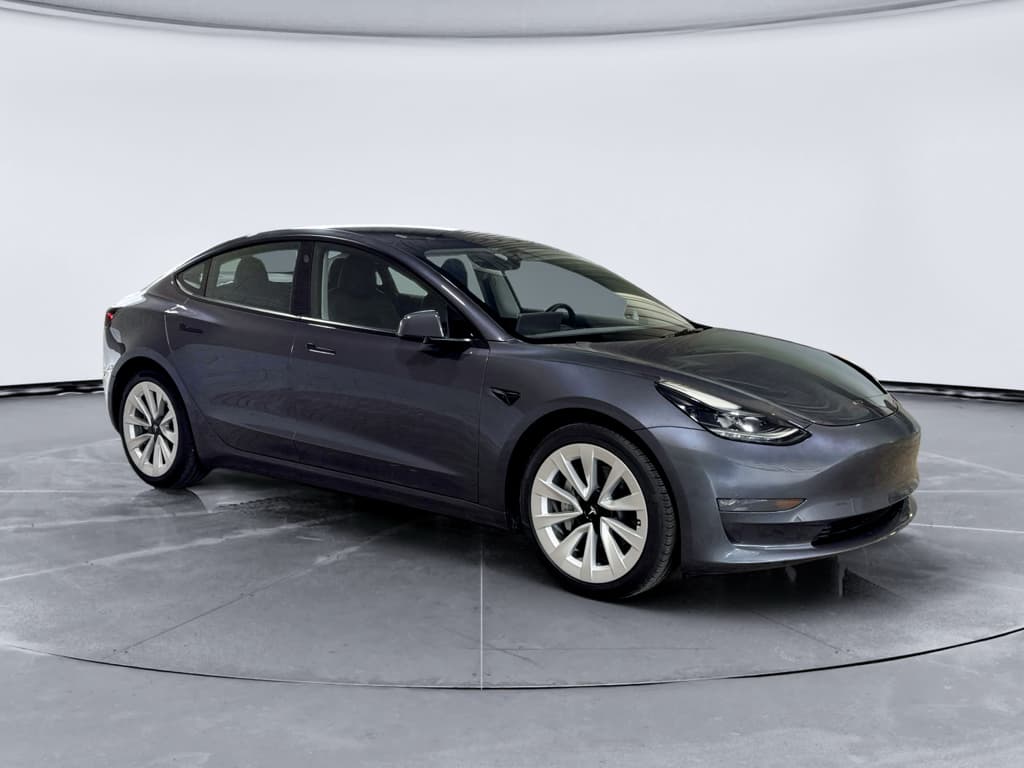 2023 Tesla Model 3 view 4