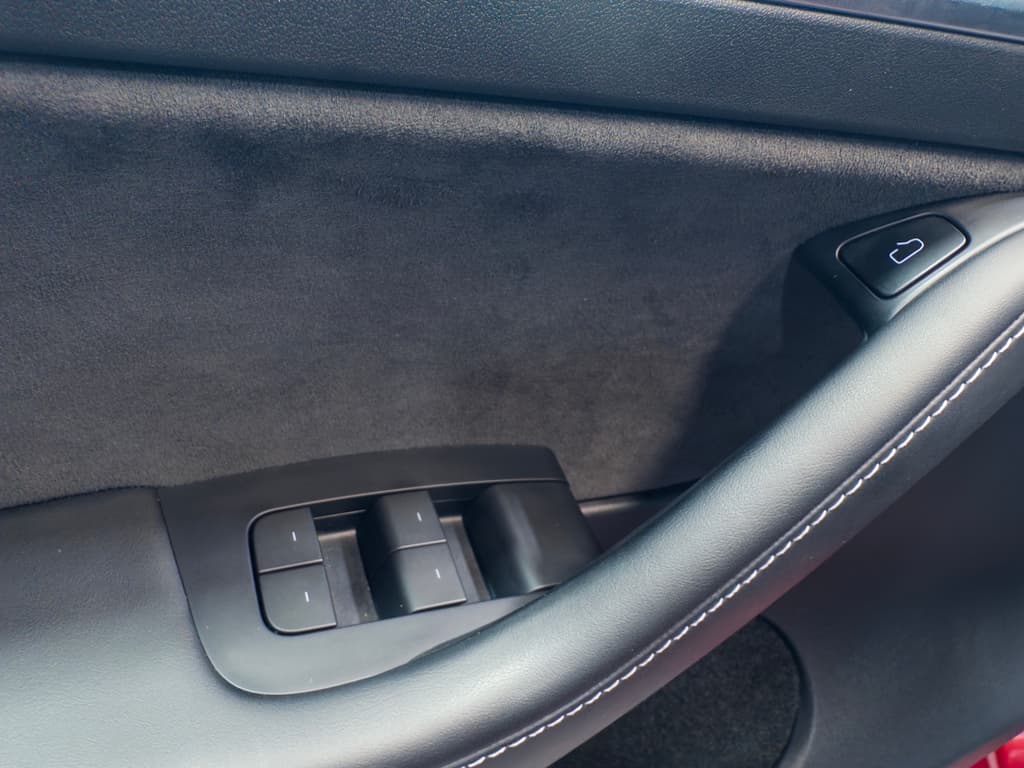 2023 Tesla Model Y view 7