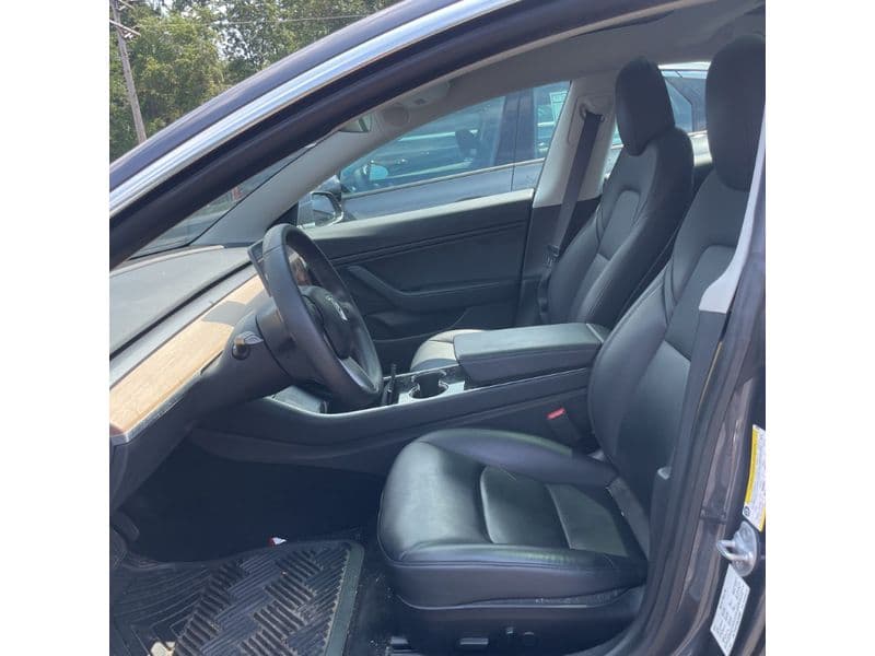 2020 Tesla Model 3 view 5