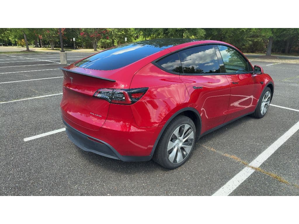 2023 Tesla Model Y view 3