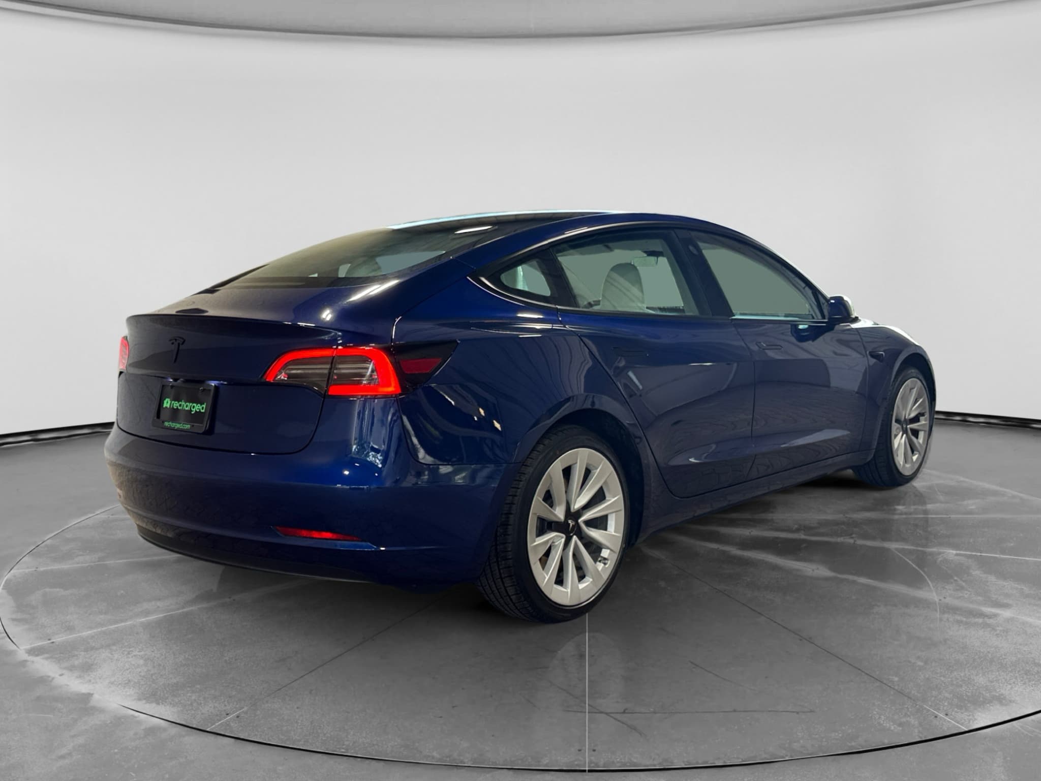 2023 Tesla Model 3 view 3