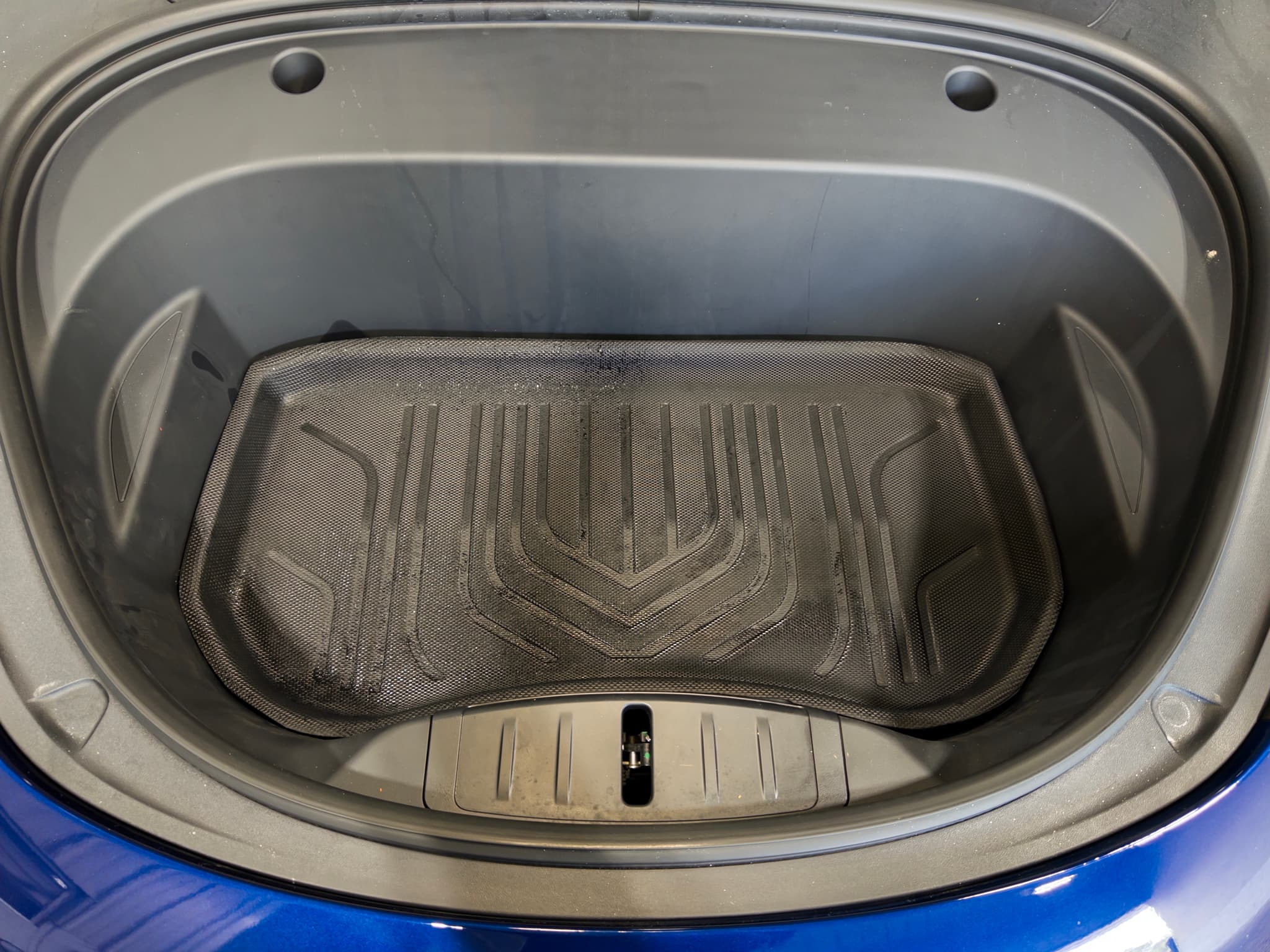 2023 Tesla Model 3 view 25