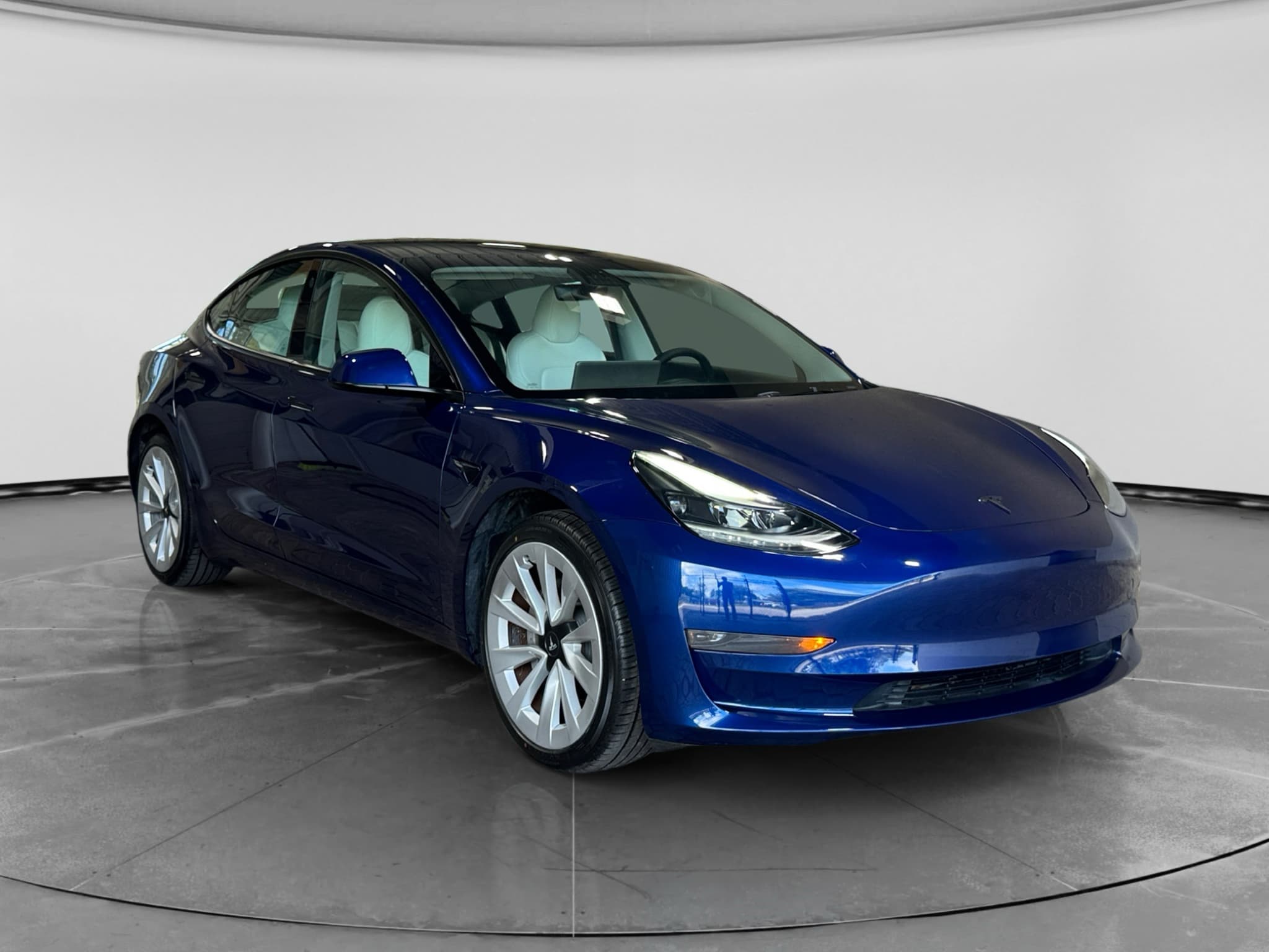 2023 Tesla Model 3 view 4