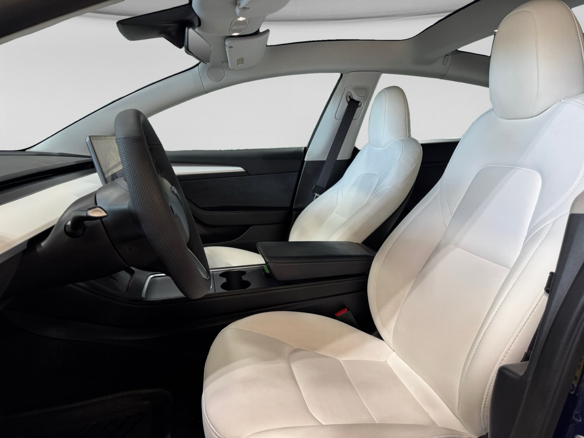 2023 Tesla Model 3 view 16