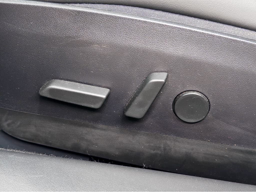 2020 Tesla Model 3 view 7