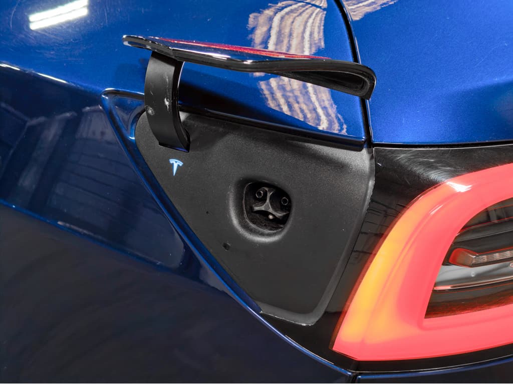 2020 Tesla Model 3 view 5