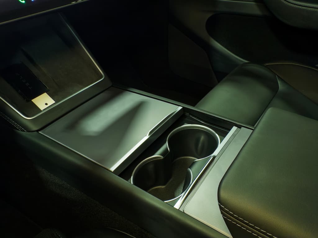 2026 Tesla Model Y view 17