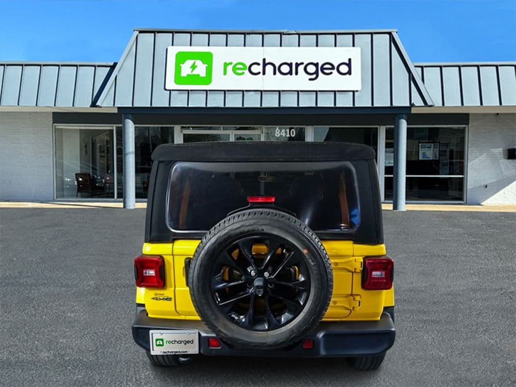 2021 Jeep Wrangler view 5