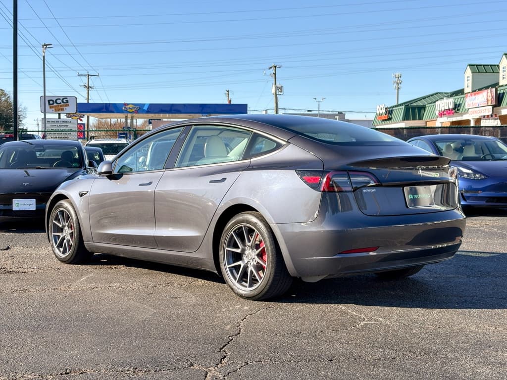 2023 Tesla Model 3 view 2