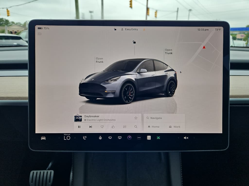 2023 Tesla Model Y view 9