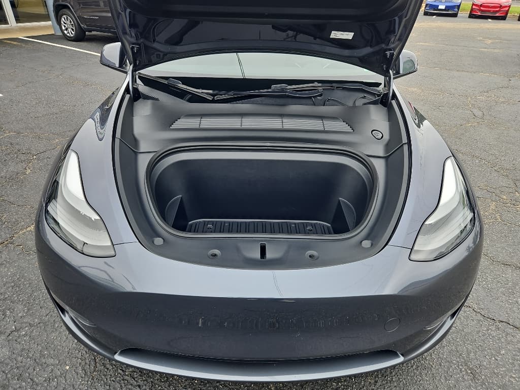2023 Tesla Model Y view 22