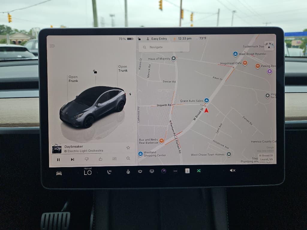2023 Tesla Model Y view 11