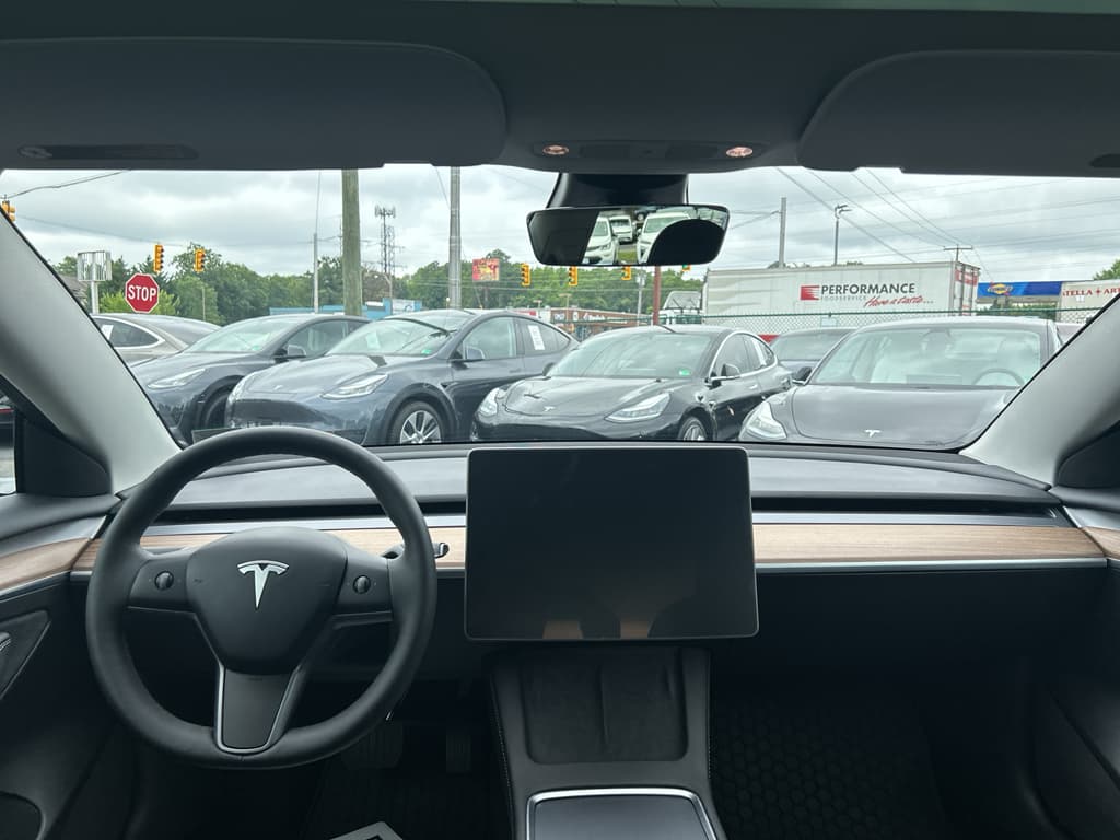 2023 Tesla Model 3 view 12