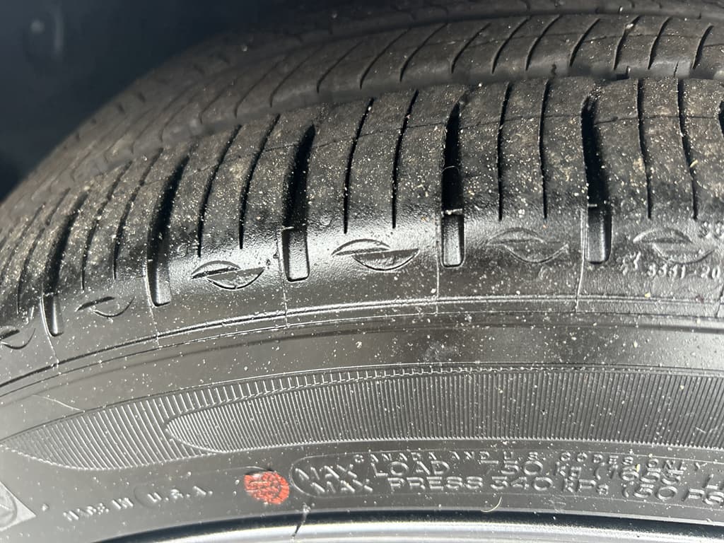 2023 Tesla Model 3 view 25