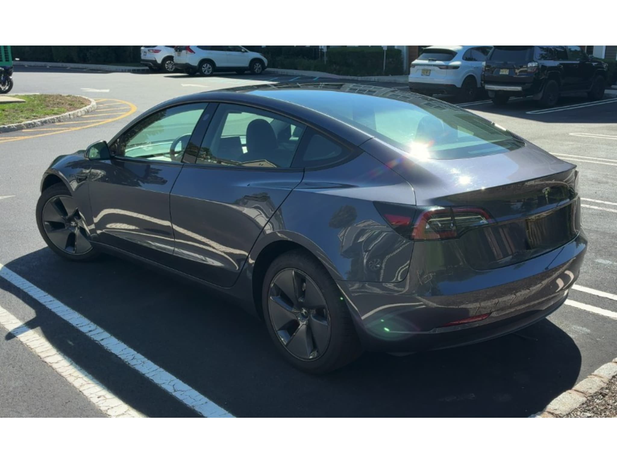 2023 Tesla Model 3 view 4