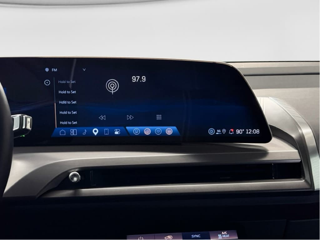 2026 Cadillac Vistiq view 13