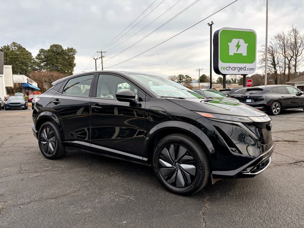 2023 Nissan Ariya view 4