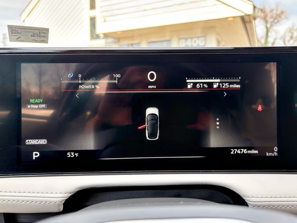 2023 Nissan Ariya view 9