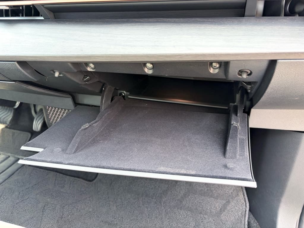 2023 Nissan Ariya view 19