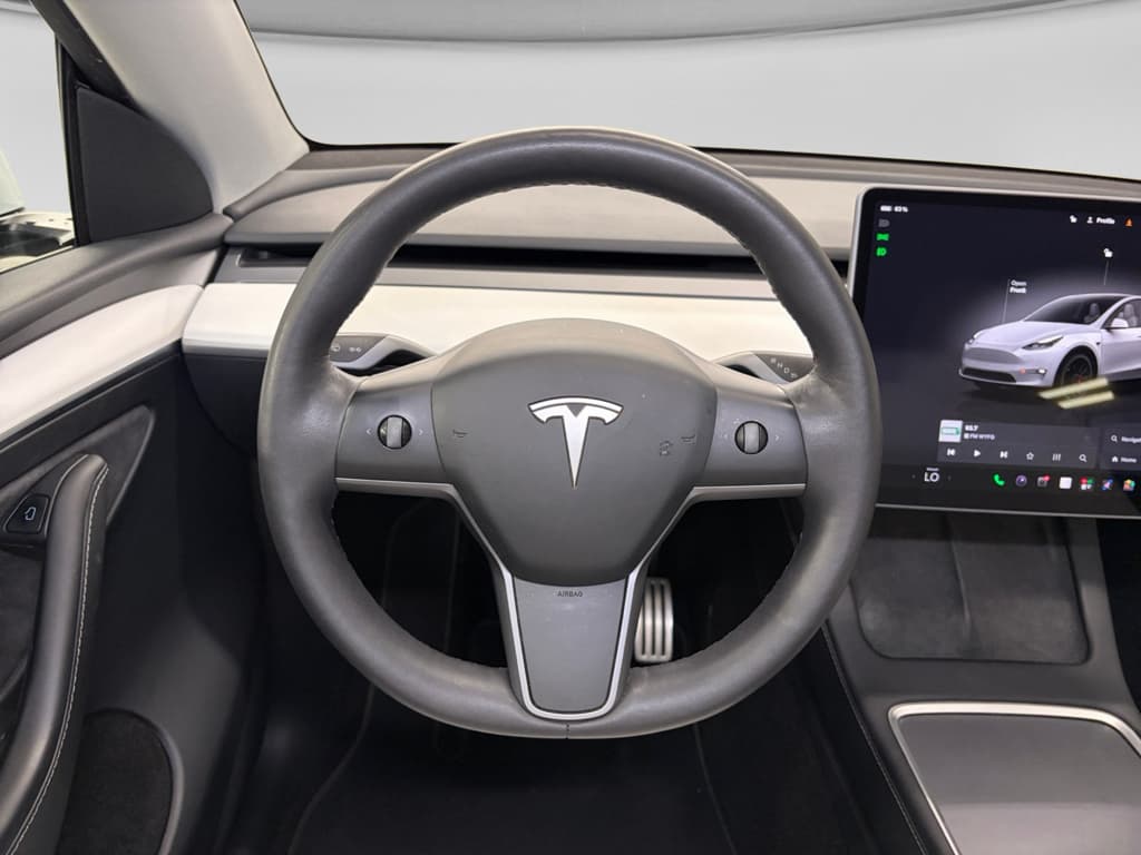 2023 Tesla Model Y view 7