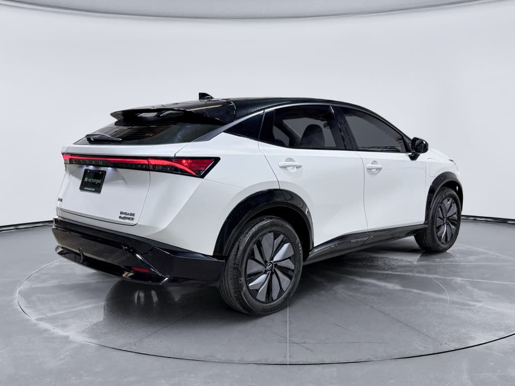 2023 Nissan Ariya view 3