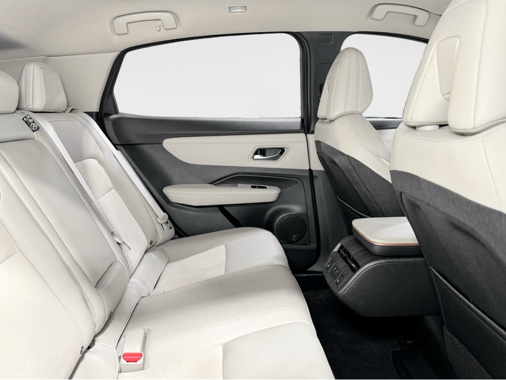 2023 Nissan Ariya view 23