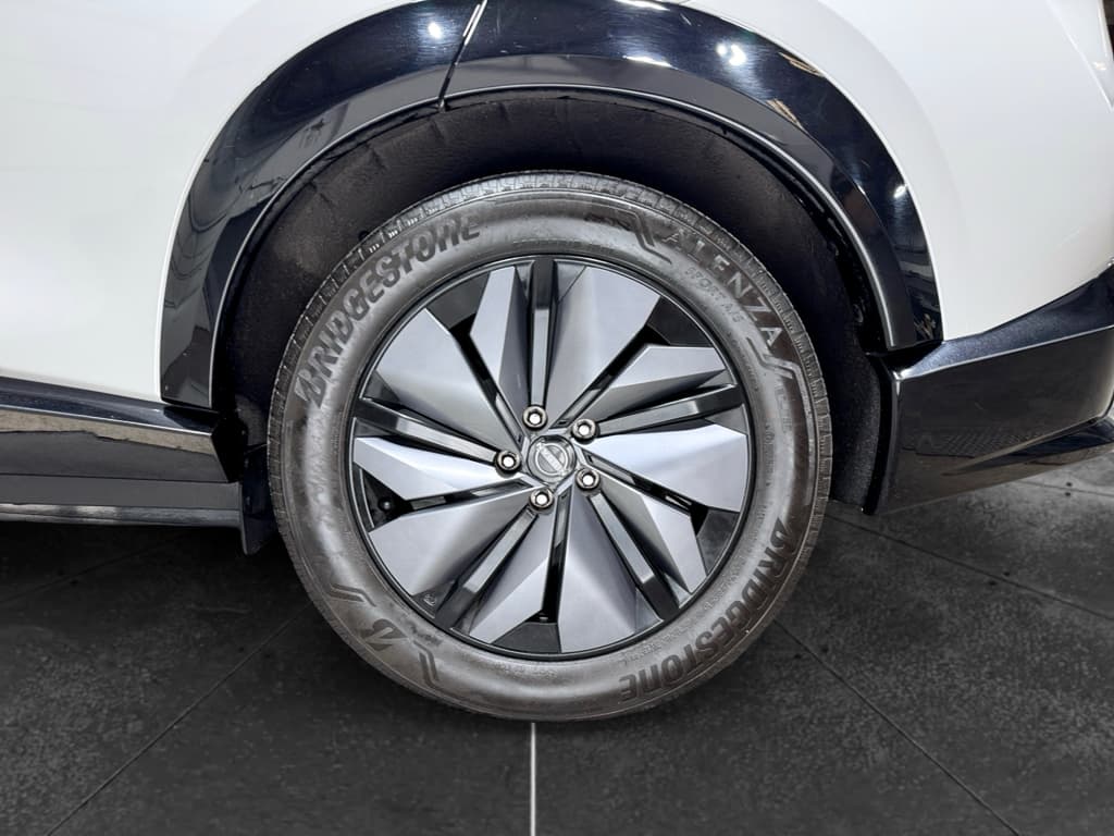 2023 Nissan Ariya view 32