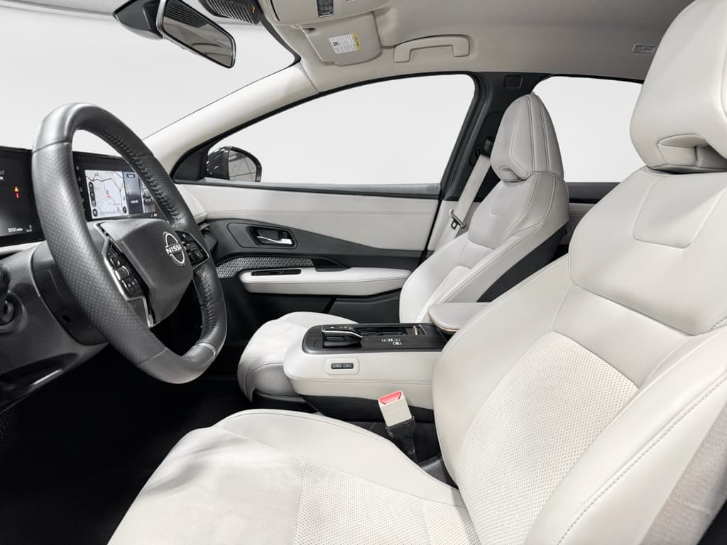 2023 Nissan Ariya view 18