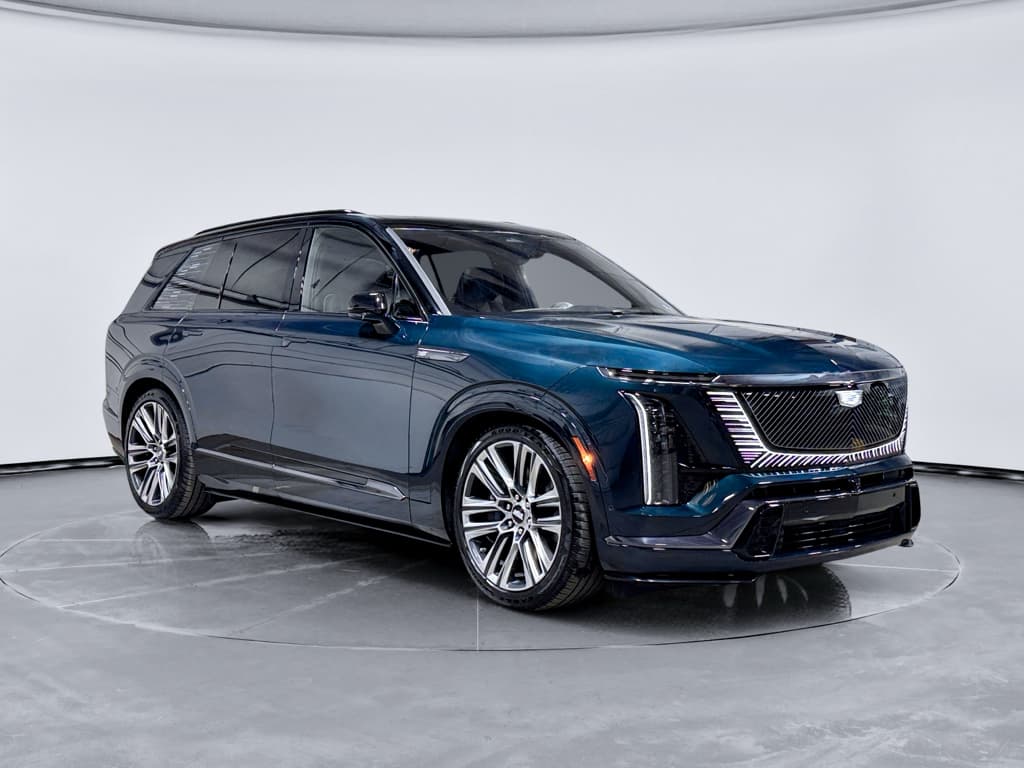 2026 Cadillac Vistiq view 4