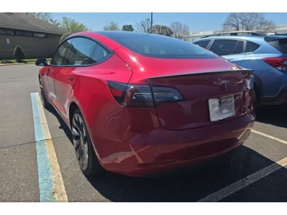 2023 Tesla Model 3 view 3