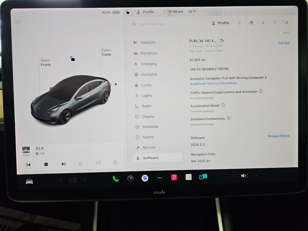 2020 Tesla Model 3 view 9