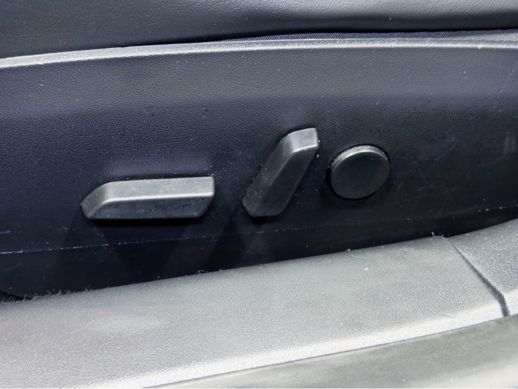 2020 Tesla Model 3 view 6