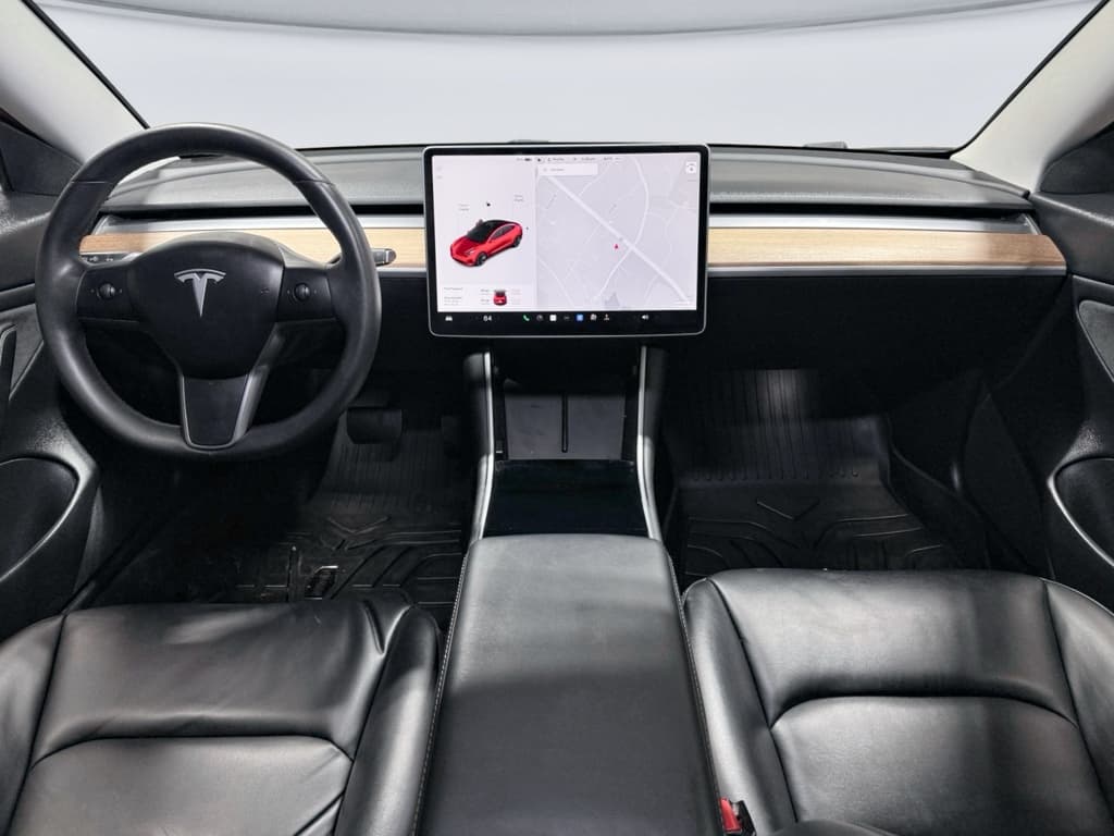 2020 Tesla Model 3 view 14
