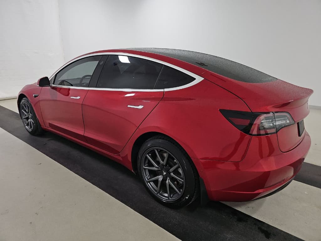 2020 Tesla Model 3 view 4