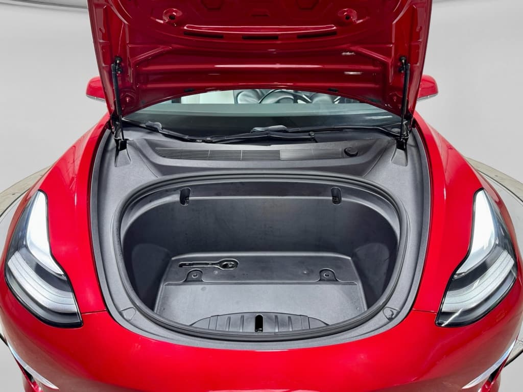 2020 Tesla Model 3 view 23