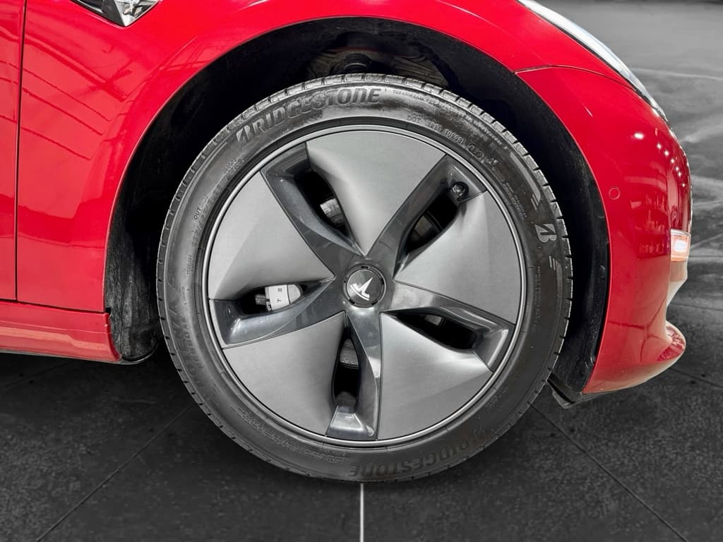 2020 Tesla Model 3 view 33