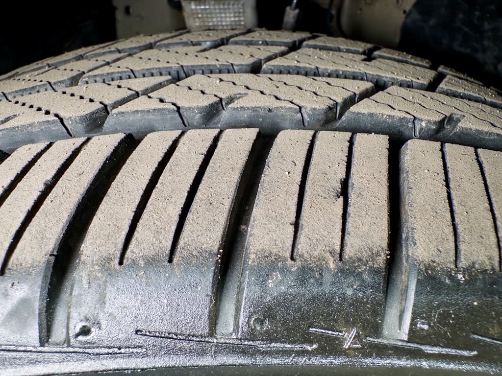 2020 Tesla Model 3 view 32