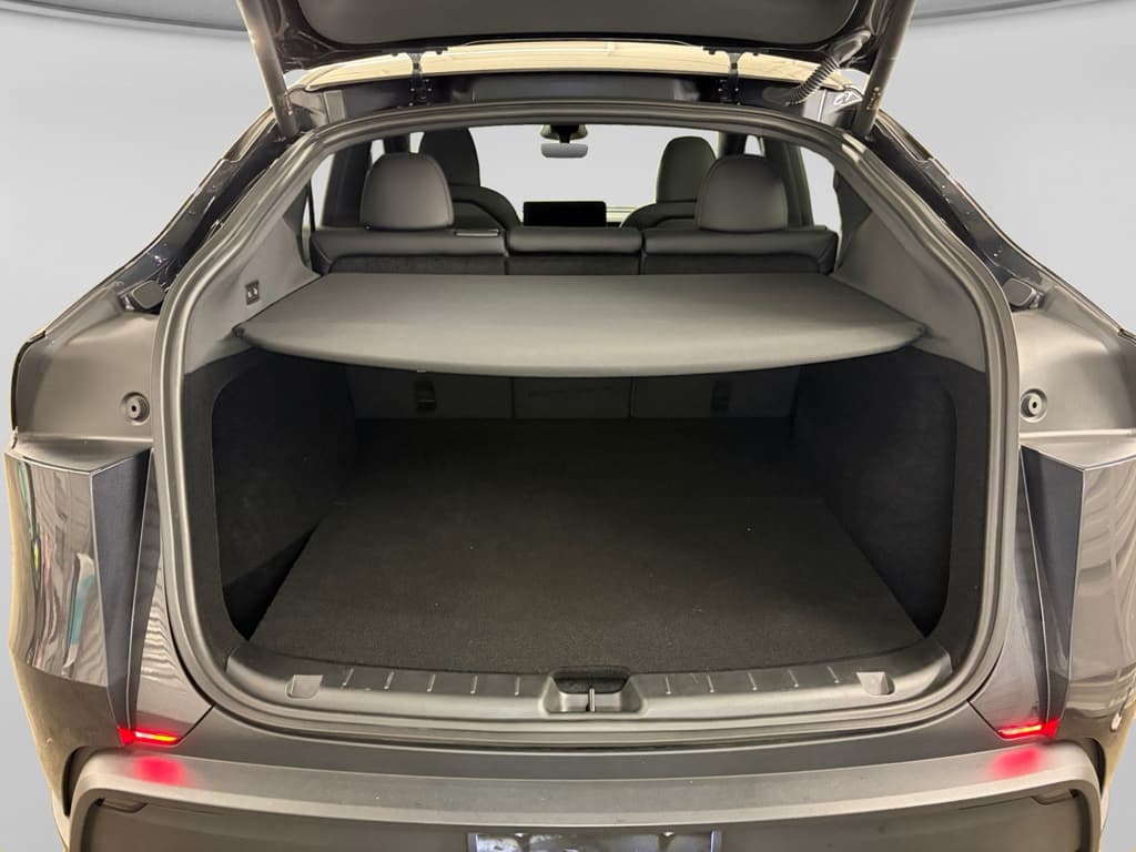 2026 Tesla Model Y view 28