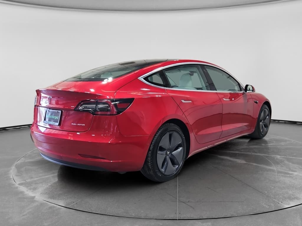 2020 Tesla Model 3 view 3
