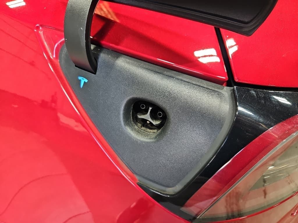 2020 Tesla Model 3 view 5