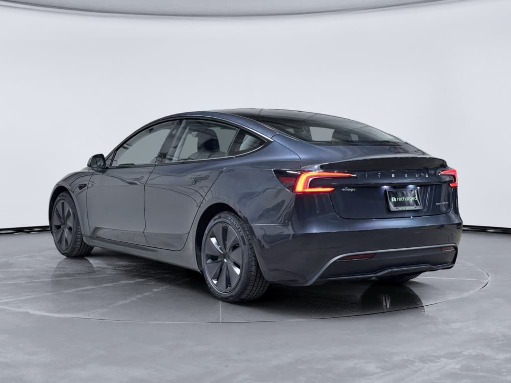 2024 Tesla Model 3 view 2