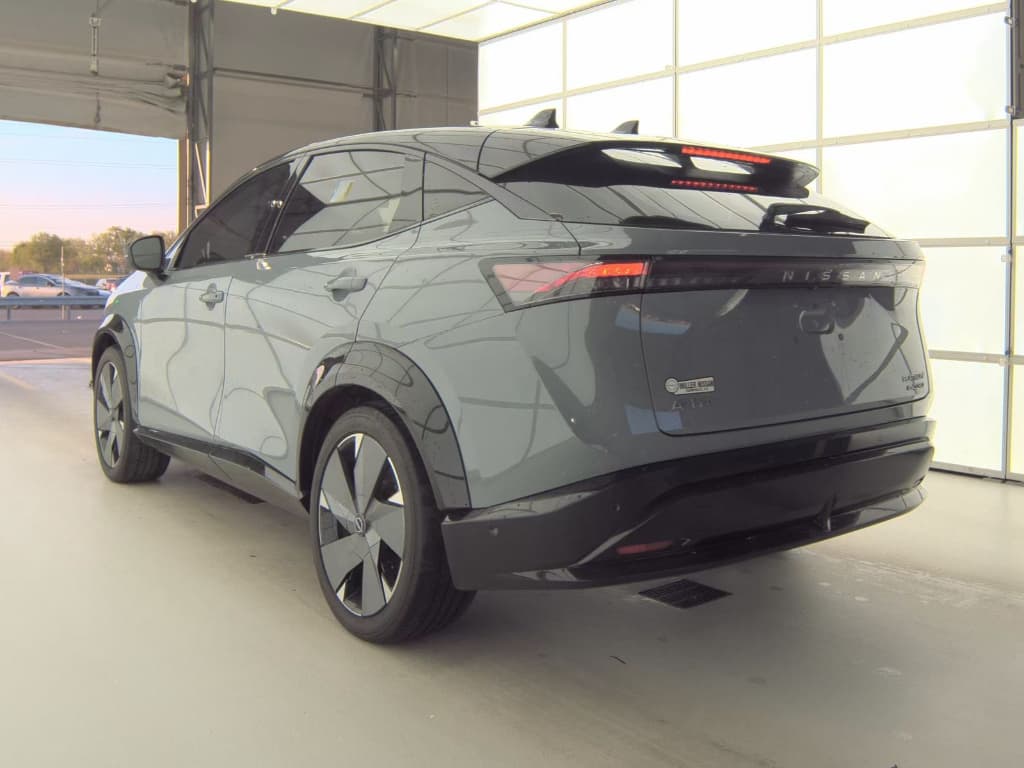 2024 Nissan Ariya view 4