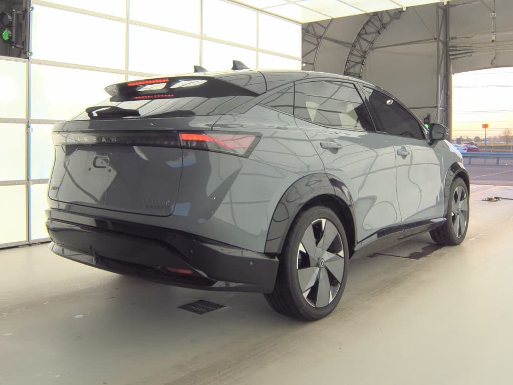 2024 Nissan Ariya view 3
