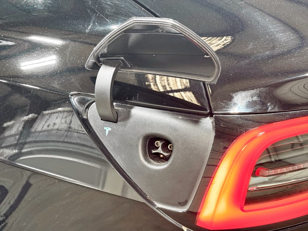 2020 Tesla Model 3 view 5