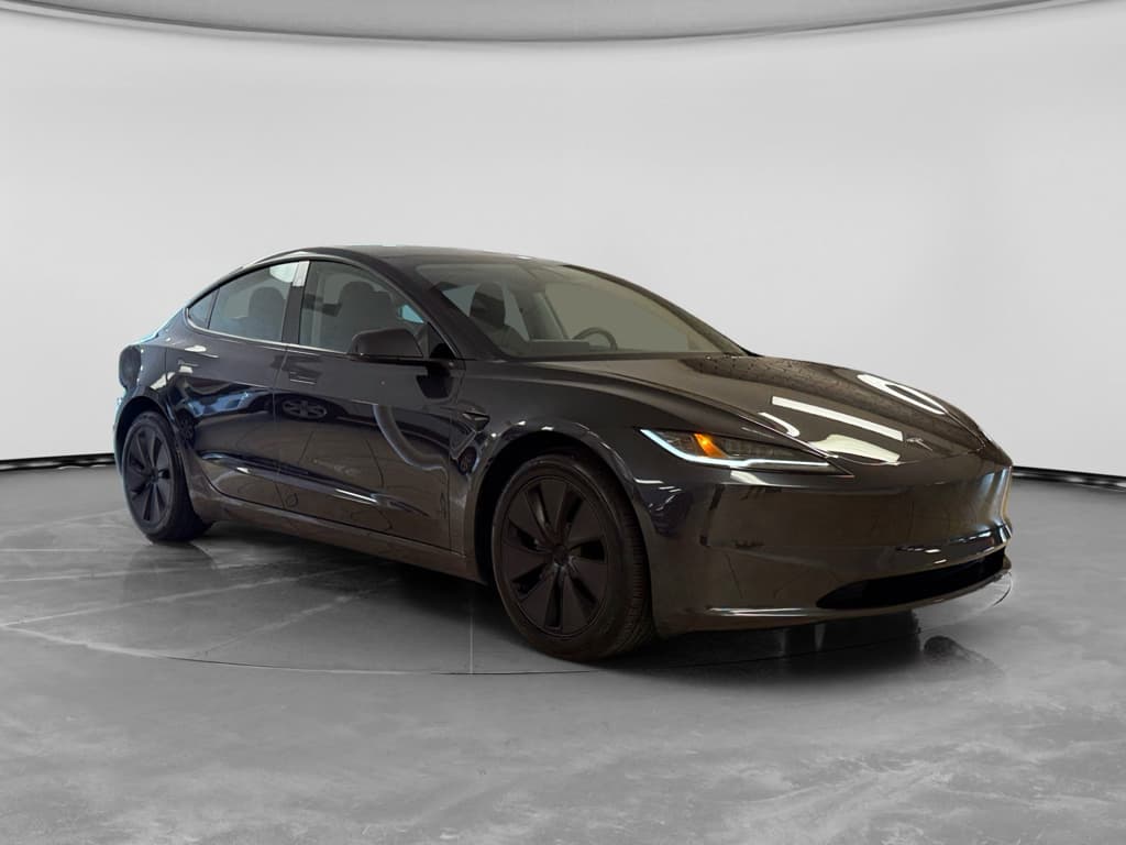 2024 Tesla Model 3 view 4